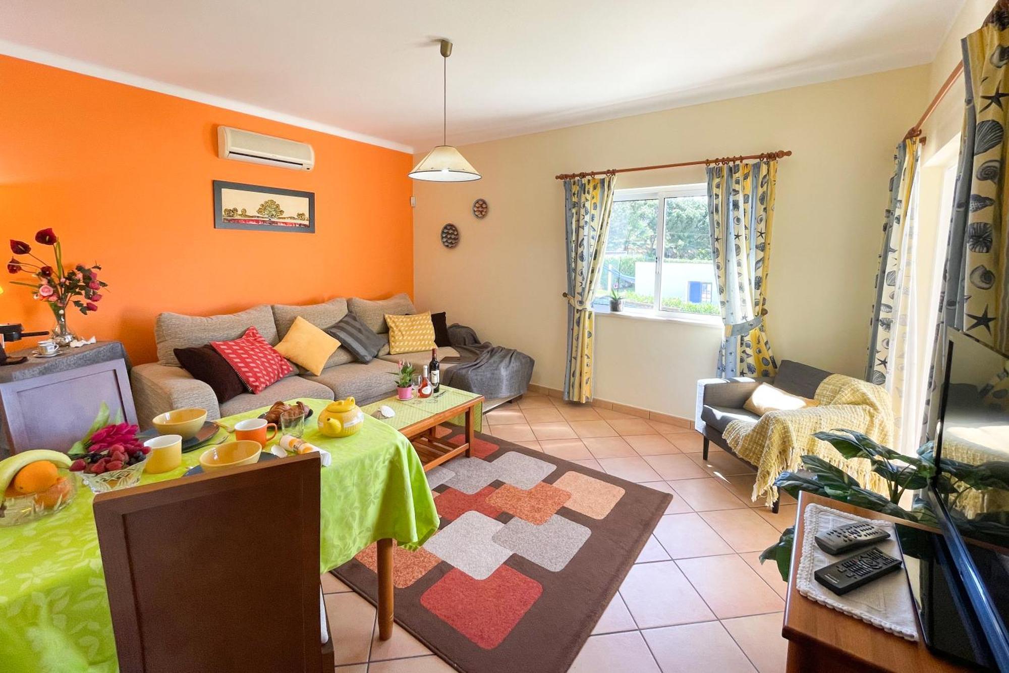 Villa Eber - Independent 1 & 2 Bedroom Apartments, Pool, Air Con, Fast Wi-Fi, Near Old Town Of Albufeira And Beaches Εξωτερικό φωτογραφία
