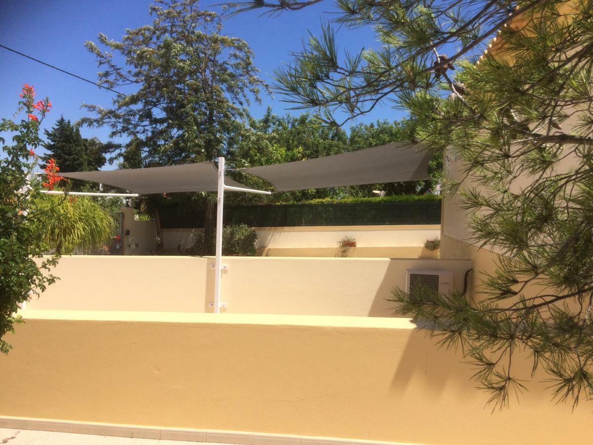 Villa Eber - Independent 1 & 2 Bedroom Apartments, Pool, Air Con, Fast Wi-Fi, Near Old Town Of Albufeira And Beaches Εξωτερικό φωτογραφία